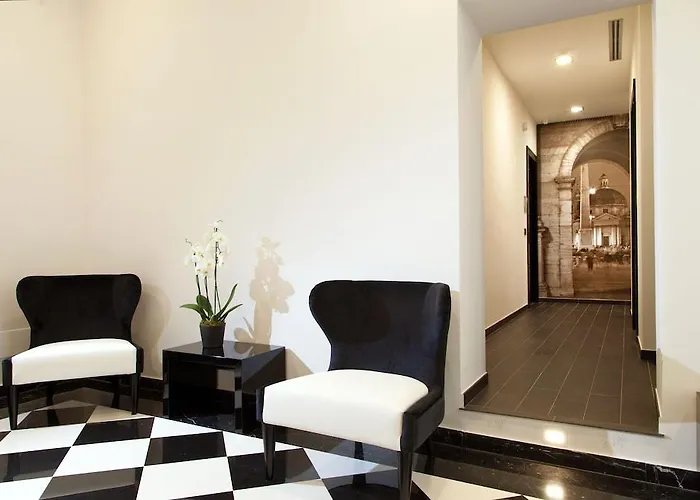 Class House 3*